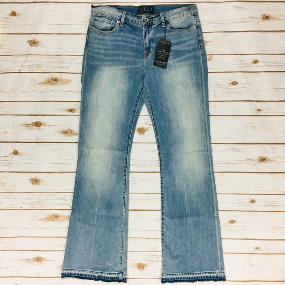 NWT Lucky Brand Brooke Mid-Rise Flare SZ 12/31 - Picture 1 of 14